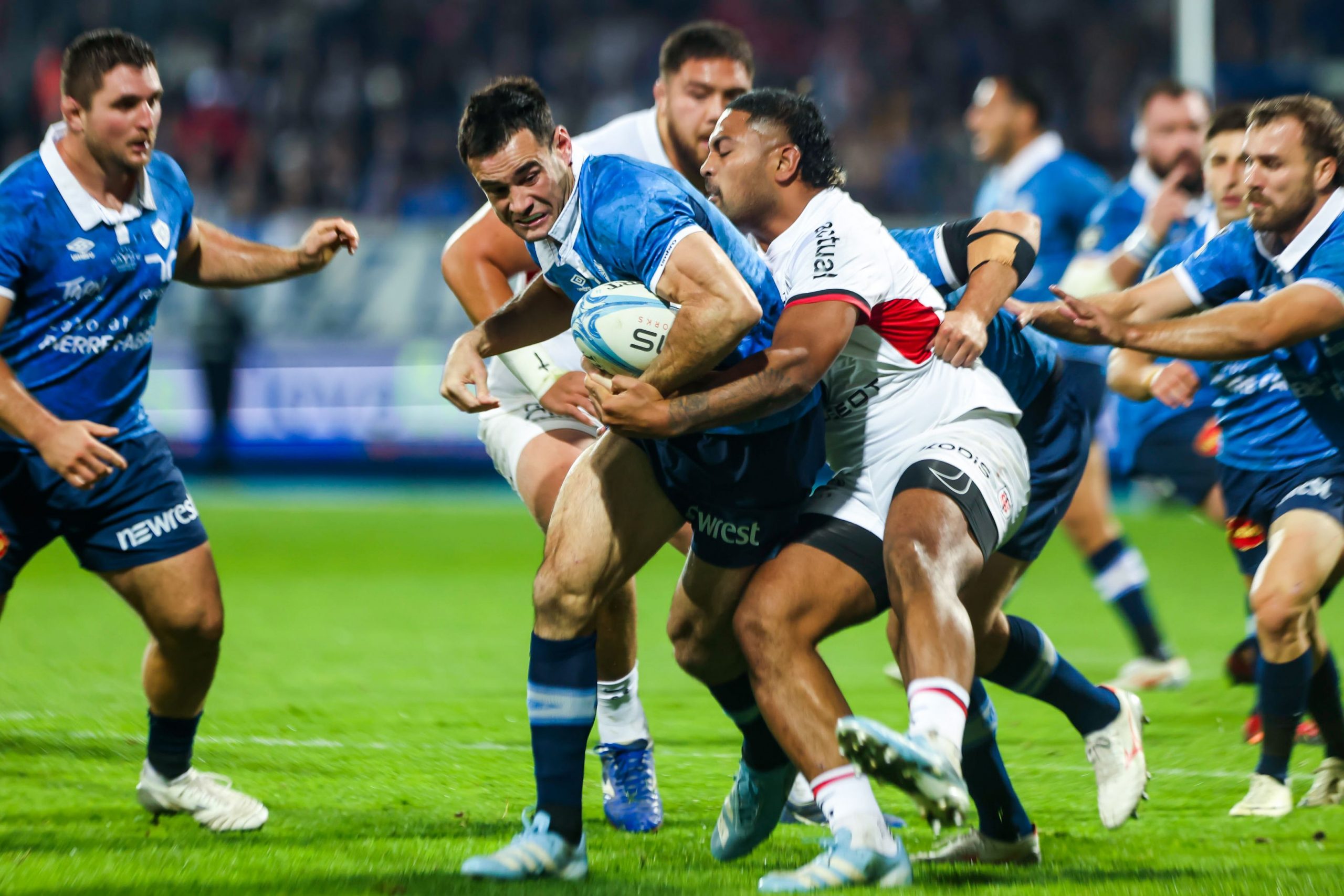 Castres Olympique v Stade Toulousain